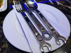 餐具摆设-MOSSO德国餐厅·音乐酒吧(环宇荟店)