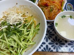 -鲁毓鲜蓬莱小面(黄山路店)