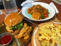 榴莲披萨-魏斯理汉堡(西安沣东吾悦店)