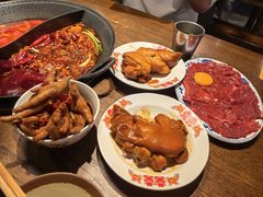 -萍姐火锅·公路夜市(武汉首店)