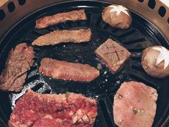-炼火烤肉店