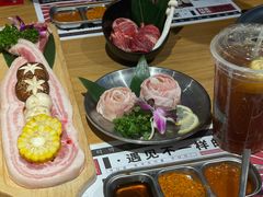 -青瓦炭韩潮烤肉(花园道店)