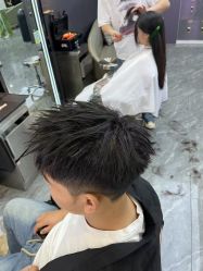 -藤野造型烫染·漂发