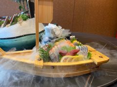 -鼎泰亨·海鲜牛肉餐厅(滨江店)