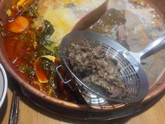 -洱火云南酸菜牛肉火锅(石景山当代商城店)