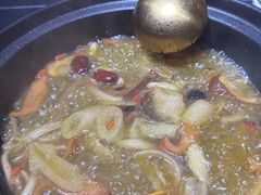 -野菌皇海景野生菌火锅(滨海大道店)