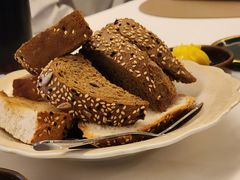 -斯普汇生蚝牛排馆(中骏世界城店)