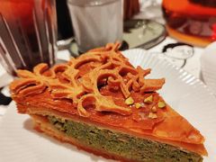 -潮一不贰·法式甜品·生日蛋糕·西式简餐(外滩店)