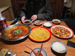 -泥糊破店小酒馆·团建聚餐(南京西路店)