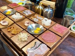 -银米·云南传统过桥米线(双廊黑金冠店)