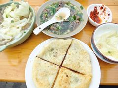 -大众跷脚牛肉馆·非遗传承单位(峨眉山店)