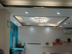 -海之声助听器 瑞士峰力直营中心(华麟大厦店)