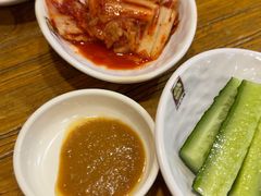 -喇喇排骨火锅·传统韩式脊骨汤(望京西园总店)