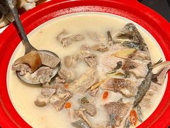 -鑫悦楼煎蟹·16年海鲜大排档