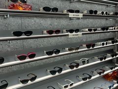 -MUJOSH木九十眼镜(月星环球港B1店)