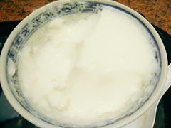 冻双皮奶-百花传统甜品店(原址店)