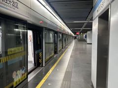 -漕河泾开发区(地铁站)