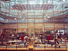 -乐蓬马歇百货公司(Rive Gauche)