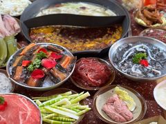 -赵美丽·重庆社区火锅·直营店(火车东站·中豪国际店)