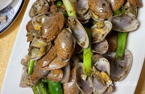 Black Pepper Stir-Fried Clams