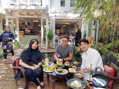-Fern Forest Cafe