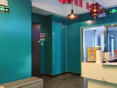 -荒岛实景沉浸密室(江汉路1店)