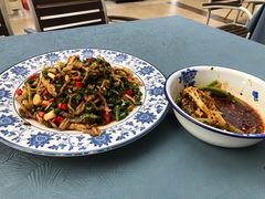 -易老头三样菜(南滨路总店)