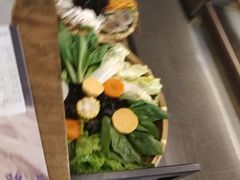 -尚尚仙·酸汤猪手·猪肚鸡火锅(华联万柳购物中心店)