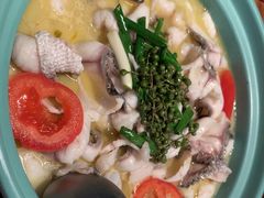 -重庆鸡公煲·青锅花椒鱼(牡丹江路店)