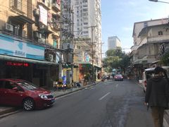 -溪岸路花鸟市场