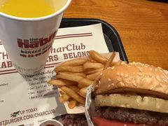 -The Habit Burger Grill 哈比特汉堡(复兴soho店)