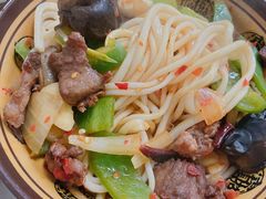 辣子肉拌面-帕米尔饭店