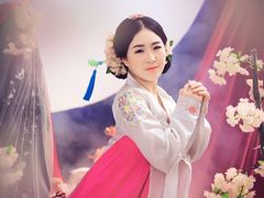 -九月鹰飞汉服摄影工作室