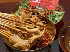 -何师烧烤·香辣蟹·川菜·30年老品牌(太古里旗舰店)