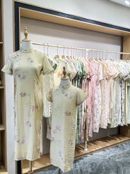 -一揽芳华汉服旗袍体验馆(拙政园店)