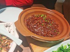 -有红鸡毛店·川菜(建设路店)