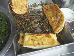 葱油蛋饼-老客满蛋饼(双塔市集店)