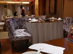 -广州中心皇冠假日酒店·百粤楼