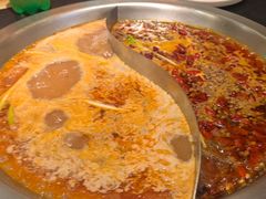 -沸炉重庆老火锅(军事博物馆店)