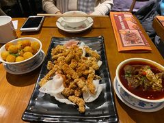 -炉小二铜锅牛蛙•川湘菜(三里屯店)