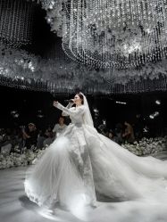 -伯瓷皇后婚纱艺术空间