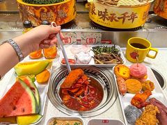 -龍歌自助小火锅(市南金茂湾店)