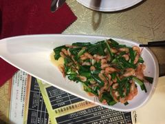 韭菜炒洱海虾-水上人家民俗餐厅(洱海公园店)