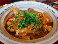 -魏铭鱼头捞饭(晋阳路店)