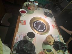 -新哥老官·畅吃123·美蛙世界(苏宁广场店)