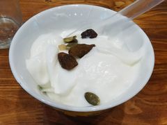 -乡土特色.冷锅鱼.牦牛肉汤锅