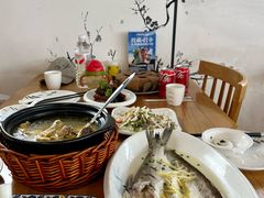-品鲜村农家菜·阳澄湖大闸蟹(总店)