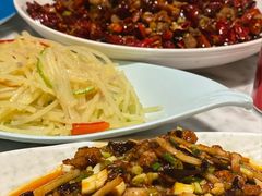 鱼香肉丝-渝信川菜(西单店)
