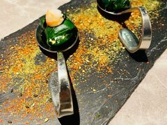 菠菜龙虾球-雷泰泰台式胡椒虾(滨江金铂湾店)