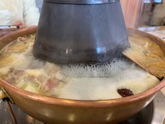 -盛元盛居传统炭火锅(绿园店)